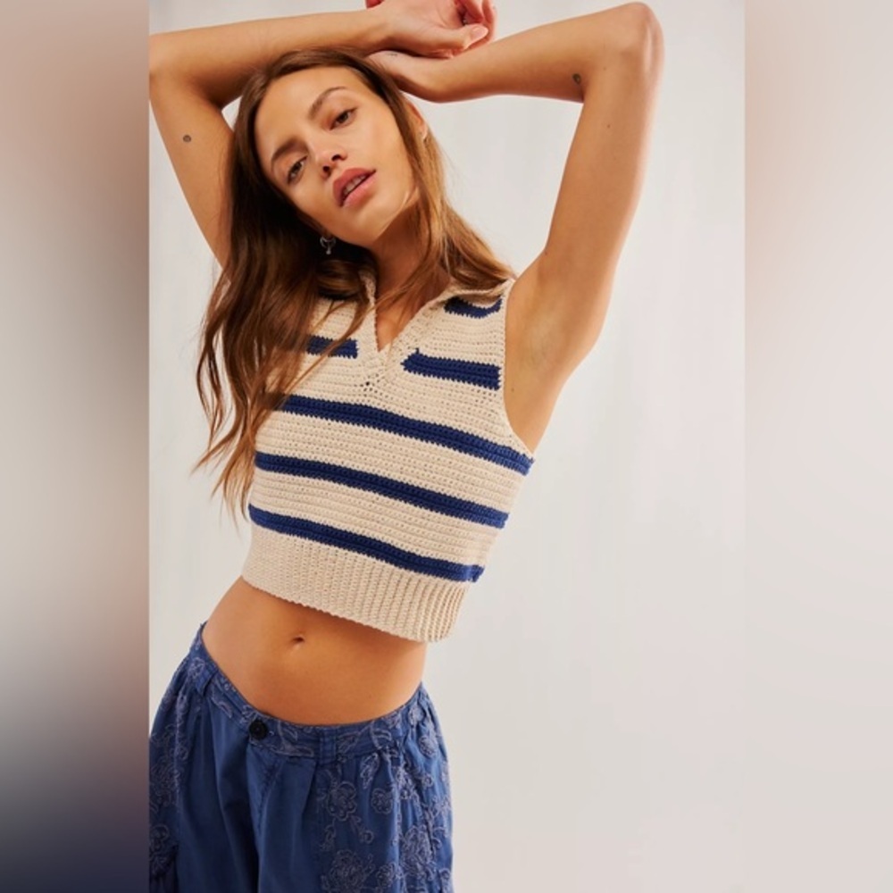 The Knotty Ones Cotton Crop Top Size S